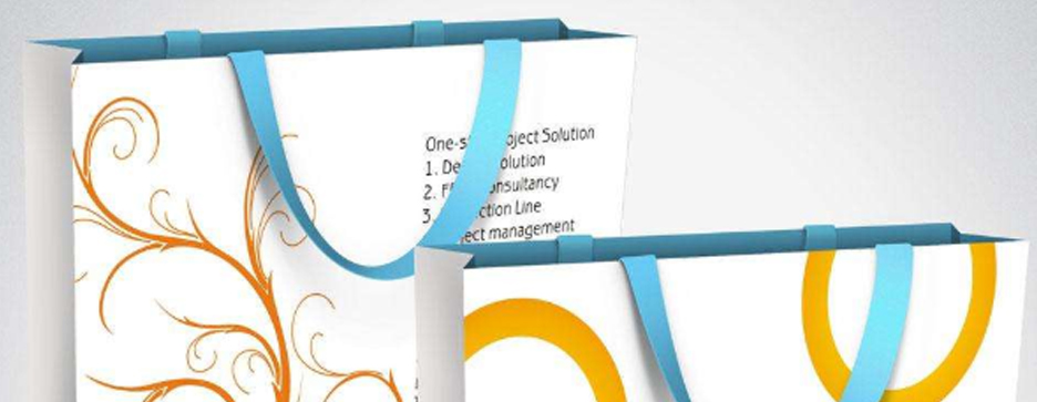 印刷廠對于手提袋的用紙和制作工藝都嚴格以待(圖1) 印刷廠對于手提袋的用紙和制作工藝都嚴格以待(圖1)