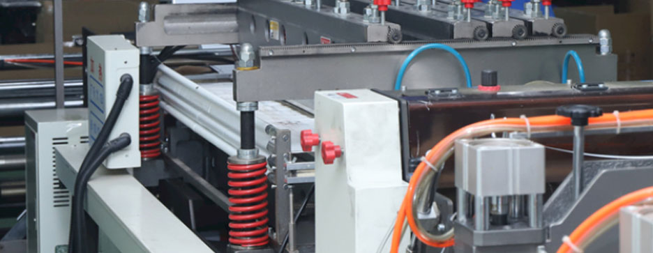 彩頁印刷生產(chǎn)廠家如何才能從行業(yè)當中脫穎而出？(圖1)